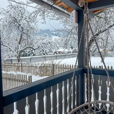 Котедж Шум Черемоша На Березі Річки Verkhovyna Exterior photo